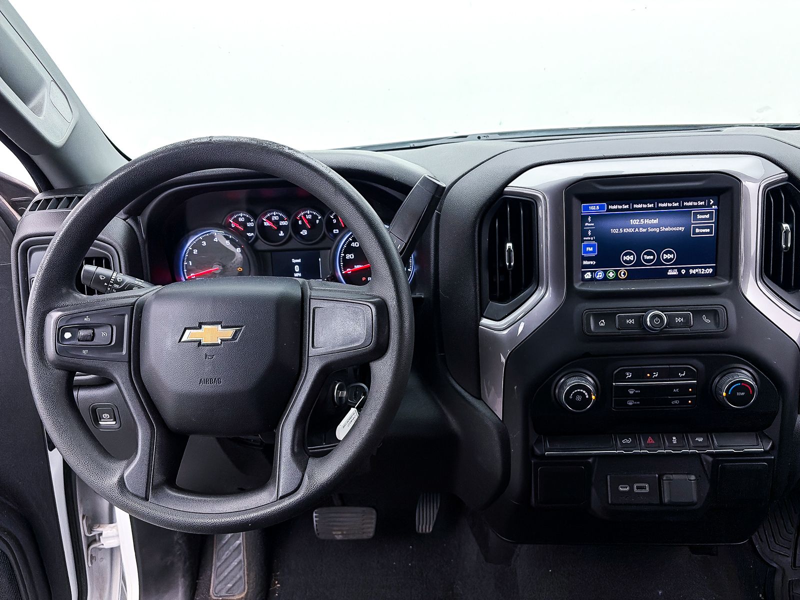 chevrolet silverado 1500 2021 1GCPWBEF4MZ202640 image chevrolet silverado 1500 2021 1GCPWBEF4MZ202640 image